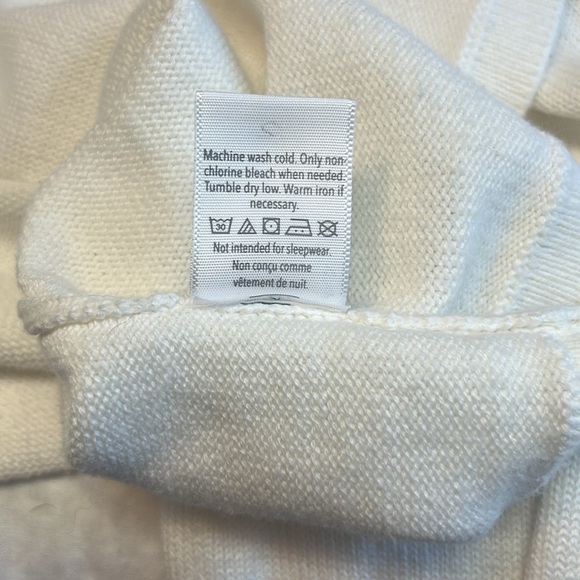 Gymboree Cardigan and Skirt Coordinating Set - Picture 7 of 14